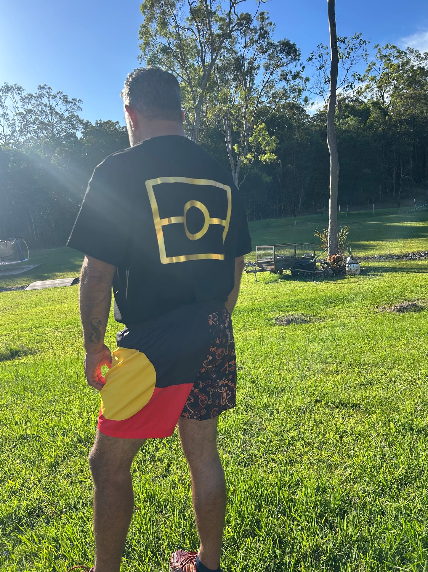 Adults Shorts - Flag/Ngadji Jugun