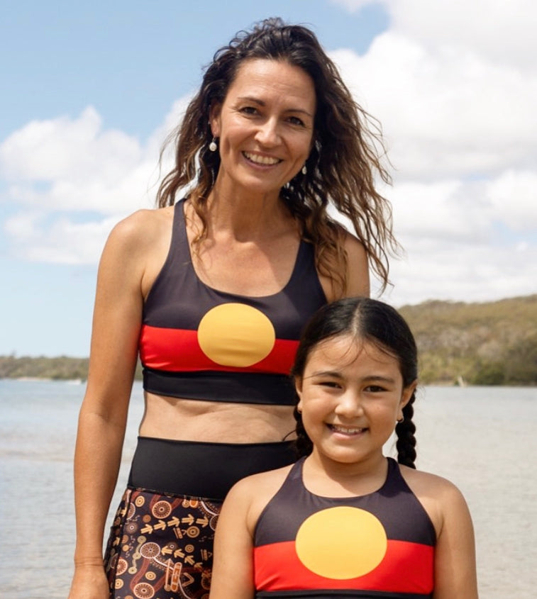 Girls Activewear Crop - Flag/Ngadji Jugun